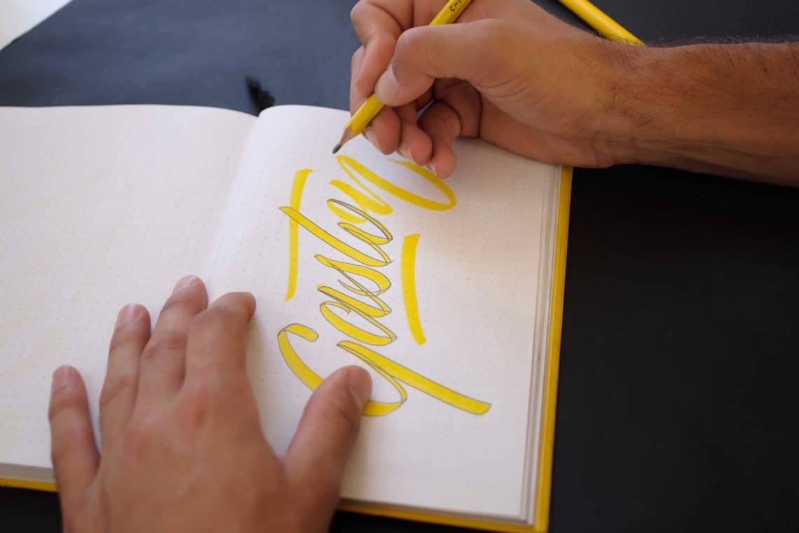 Learning sign painting - Lettering Daily