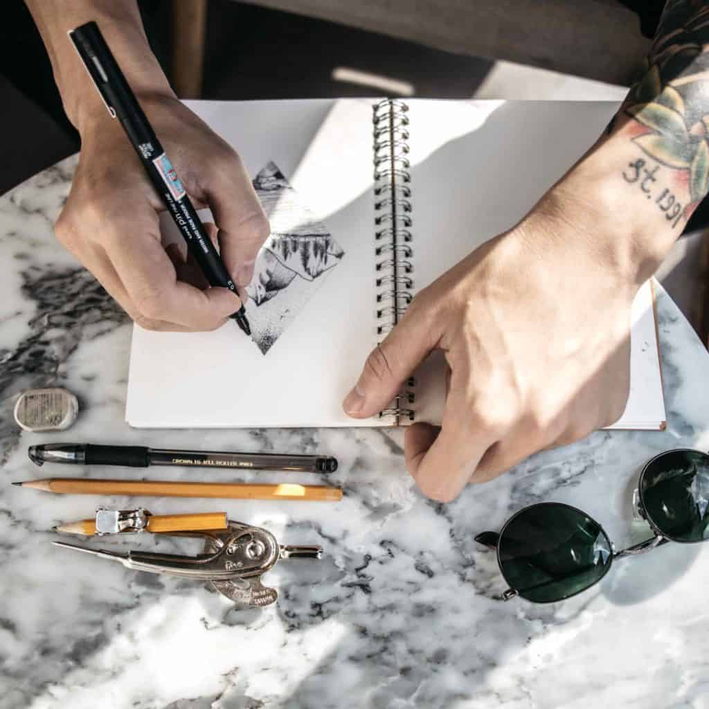 6 easy tips for hand lettering beginners - Lettering Daily
