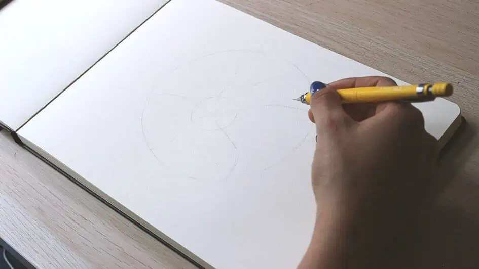 2019-04-03 10.30.55 How to create watercolor flowers - Lettering Daily