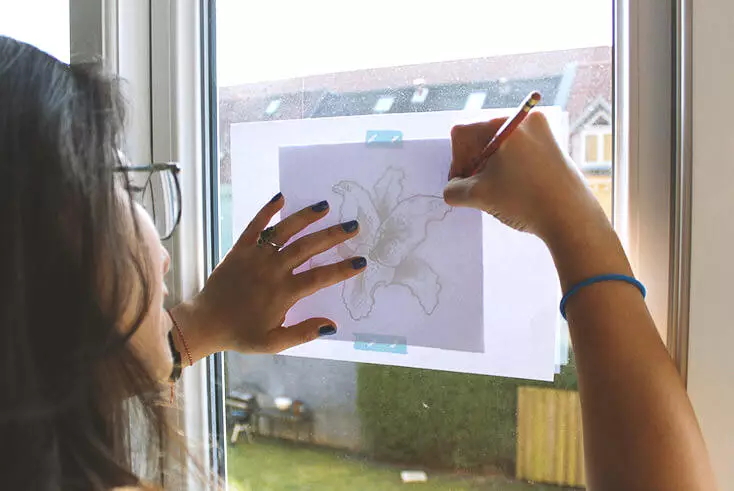 2019-04-04 05.09.38 How to create watercolor flowers - Lettering Daily