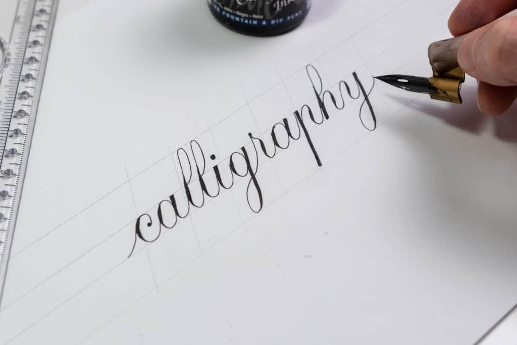 The 6 Best Calligraphy Pens for Beginners in 2023 – Artchive