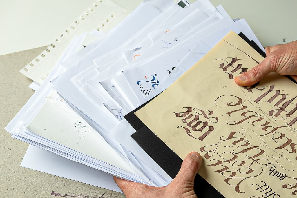 Selecting Calligraphy Paper